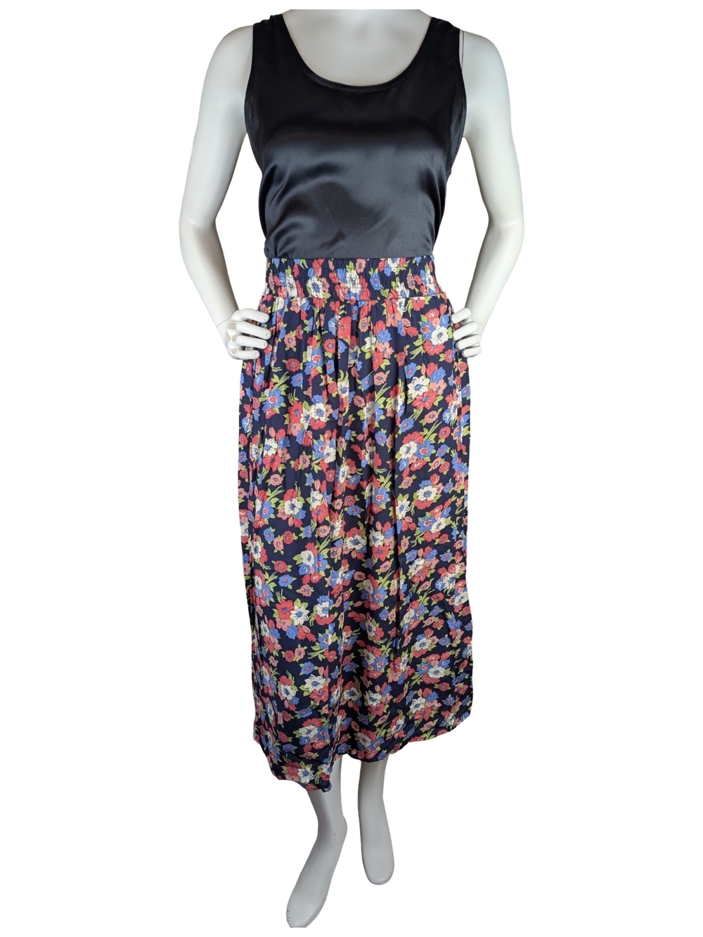 Jessica Vintage Floral Smocked Waist Midi Maxi Skirt Navy Cottagecore Fits S/M